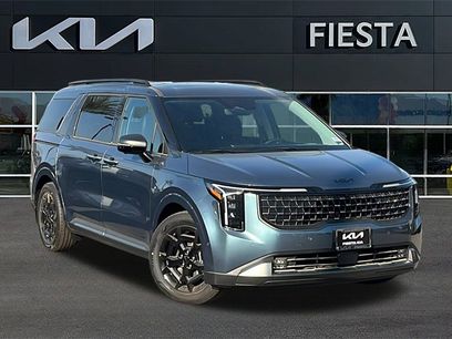 New 2026 Kia Carnival SX w/ SX Dark Edition Package