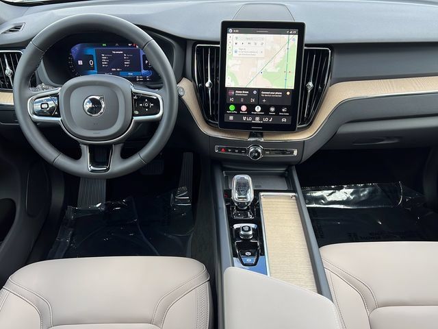 New 2026 Volvo XC60 T8 Plus w/ Protection Package Premier AWD/4WD image 10