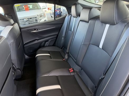 Used 2025 Toyota Camry SE image 24