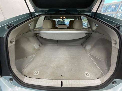 Used 2015 Toyota Prius Two FWD image 20