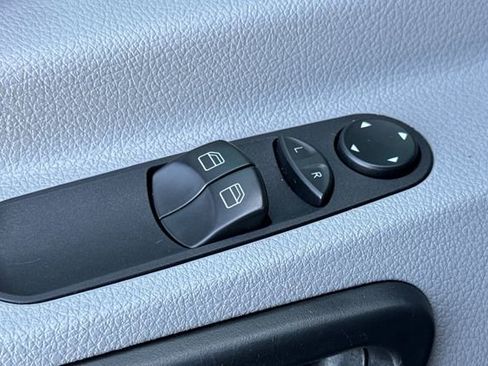 Used 2016 Mercedes-Benz Sprinter 3500 image 12