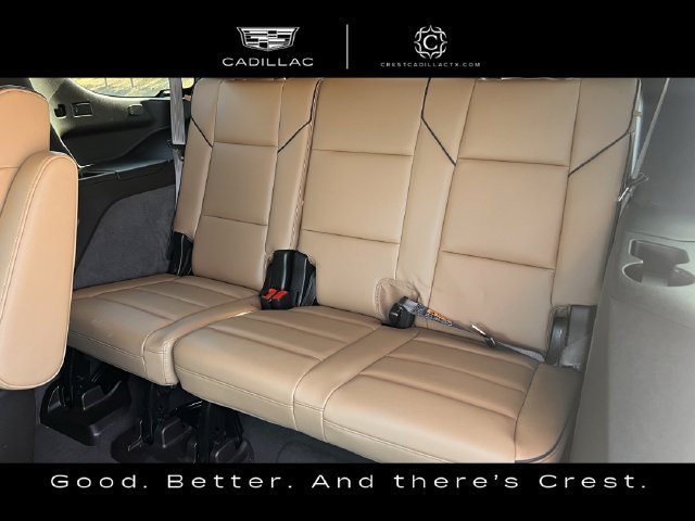 Used 2025 Cadillac Escalade Premium Luxury AWD/4WD image 32