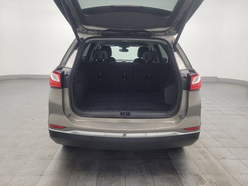 Used 2018 Chevrolet Equinox Premier FWD image 29