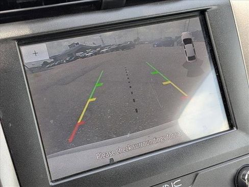Used 2020 Ford Fusion SEL FWD image 11