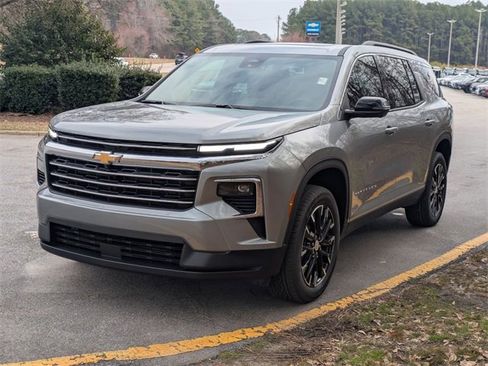 New 2026 Chevrolet Traverse LT w/ Sun and Wheel Package image 5