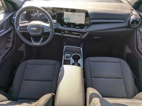 New 2026 Chevrolet Equinox LT w/ LPO, Floor Liner Package image 15