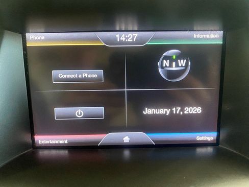 Used 2014 Ford Fiesta Titanium image 21