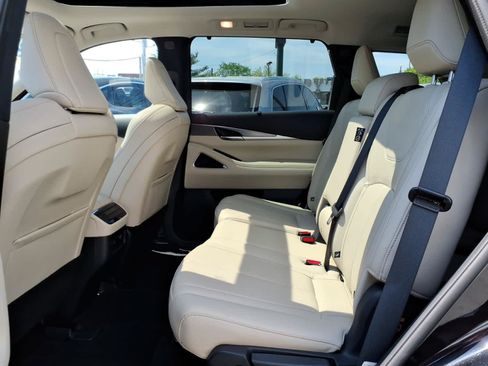 Certified 2023 INFINITI QX60 Luxe w/ Performance Audio Package AWD/4WD image 12
