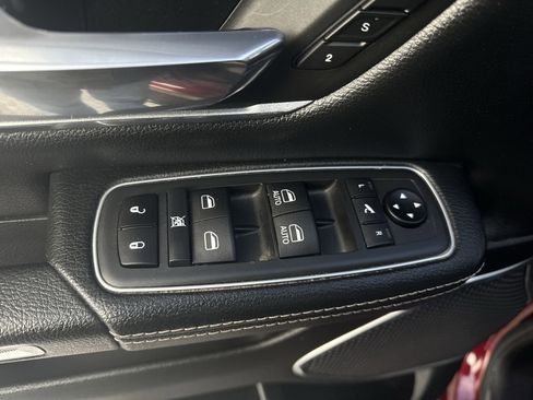 Used 2020 RAM 1500 Laramie image 22