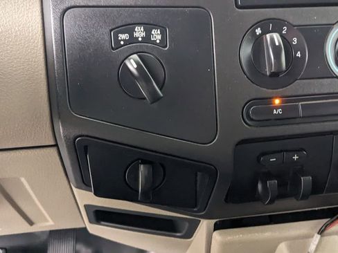Used 2010 Ford F450 XL AWD/4WD image 27