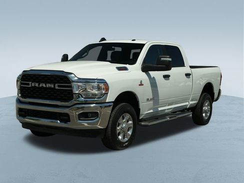Used 2024 RAM 2500 Big Horn AWD/4WD image 3