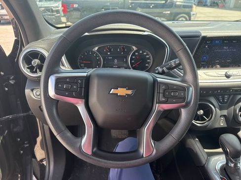 Used 2022 Chevrolet Blazer LT AWD/4WD image 9