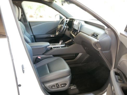 Certified 2025 Lexus TX 350 FWD w/ Convenience Package image 10
