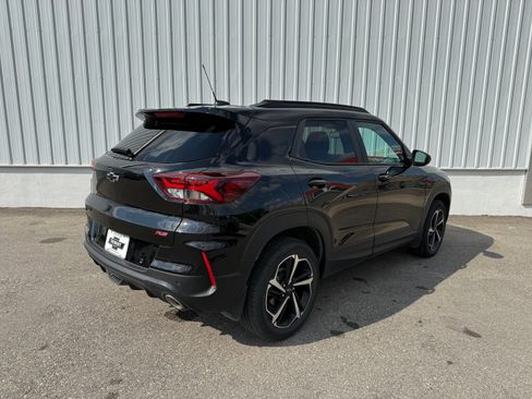 Used 2023 Chevrolet TrailBlazer RS w/ Sun and Liftgate Package image 8
