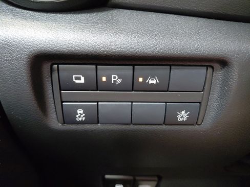 Used 2024 Nissan Versa S w/ Trunk Package FWD image 31