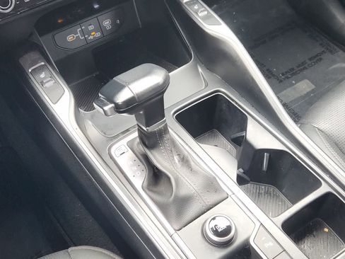 Certified 2024 Kia Sorento S FWD image 19