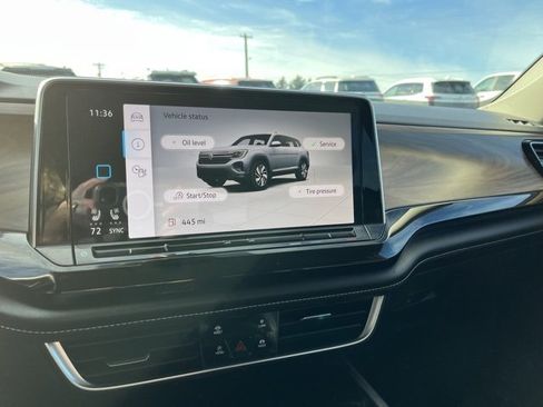 Used 2025 Volkswagen Atlas SE image 45