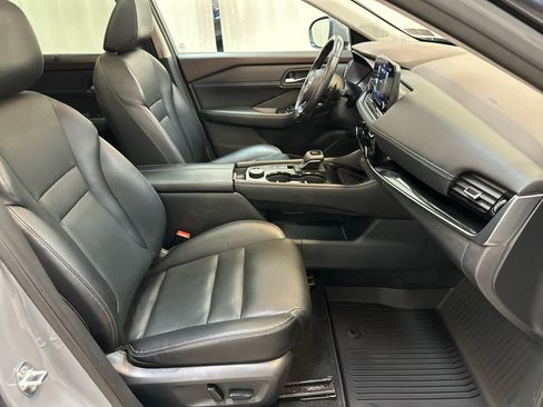 Certified 2022 Nissan Rogue SL w/ SL Premium Package image 14