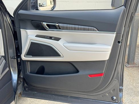Used 2023 Kia Telluride EX AWD/4WD image 46