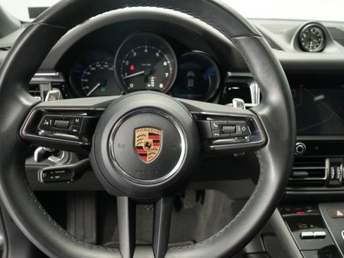 Used 2022 Porsche Macan AWD/4WD image 29