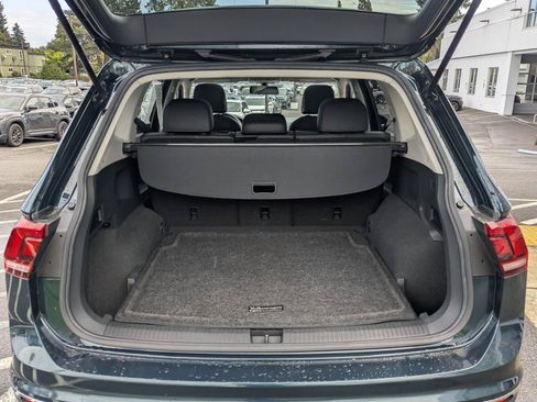 Used 2018 Volkswagen Tiguan S AWD/4WD image 28