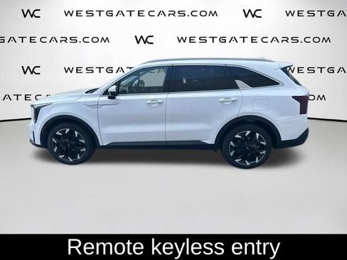 Used 2024 Kia Sorento EX FWD image 14