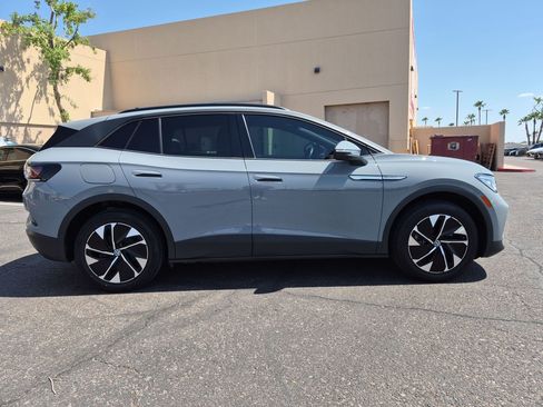 Used 2022 Volkswagen ID.4 Pro S AWD/4WD image 4