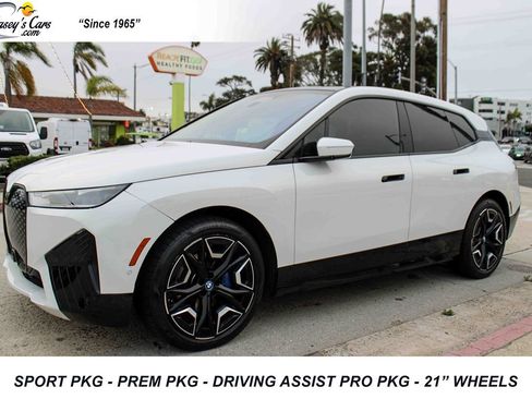 Used 2024 BMW iX xDrive50 w/ Premium Package AWD/4WD image 1