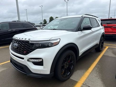 Used 2023 Ford Explorer ST w/ Equipment Group 401A AWD/4WD image 1