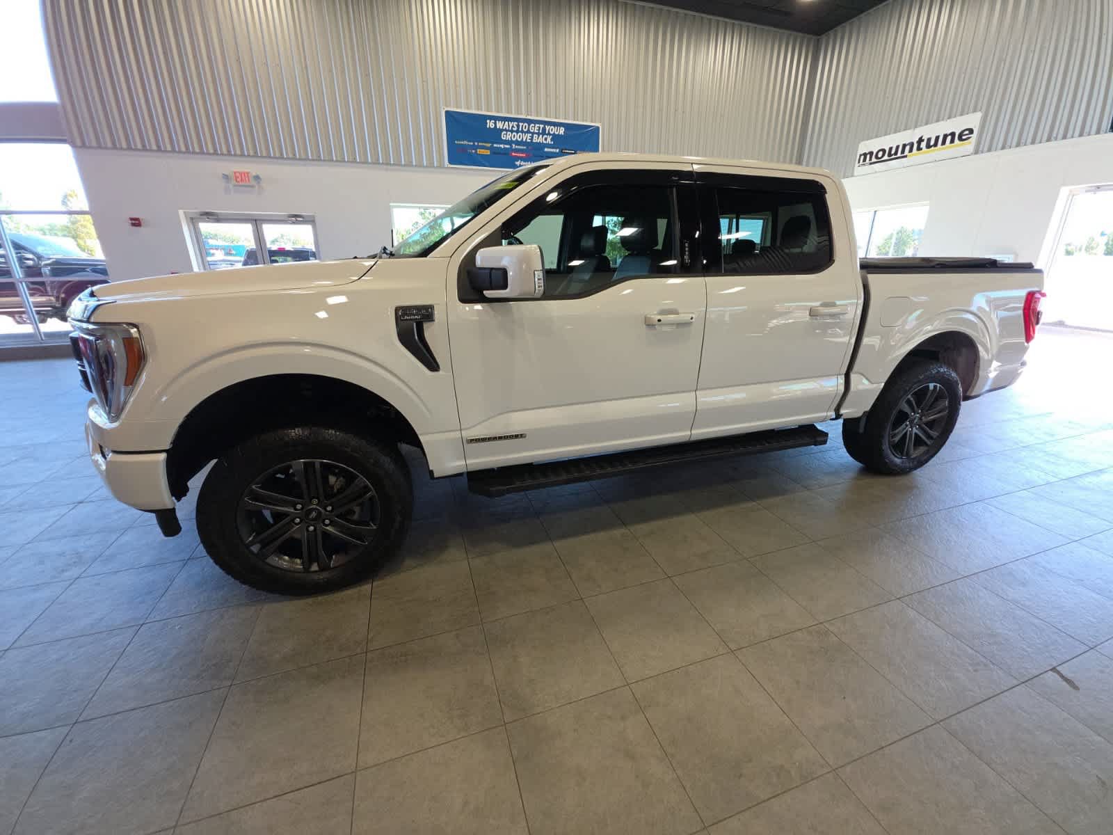 Used 2021 Ford F150 Lariat w/ Equipment Group 502A High AWD/4WD image 13
