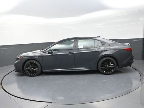 New 2026 Toyota Camry SE w/ Convenience Package FWD image 4