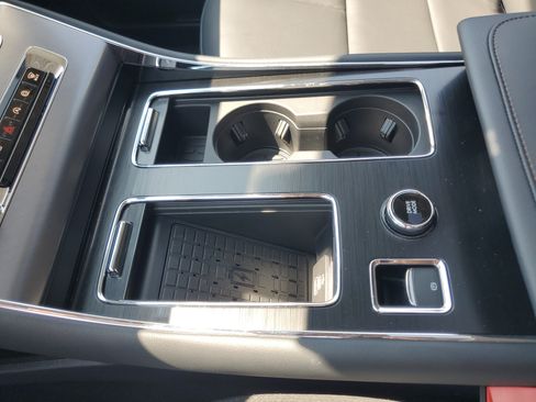 New 2026 Lincoln Aviator AWD image 22