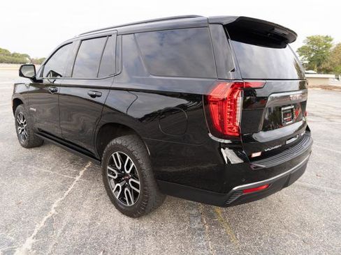 Used 2023 GMC Yukon AT4 w/ Technology Package image 5