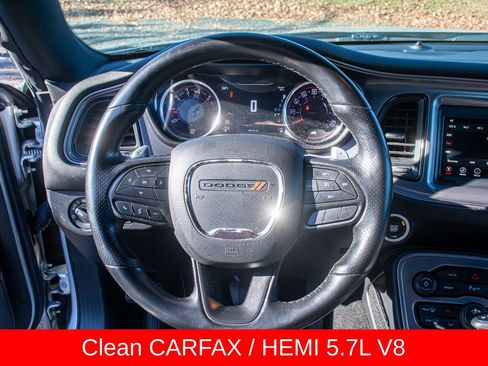 Used 2023 Dodge Challenger R/T image 17