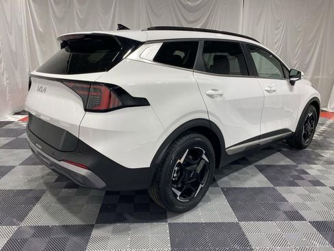 New 2026 Kia Sportage EX FWD image 8