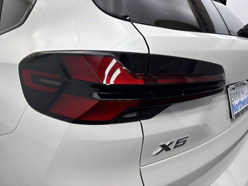 New 2026 BMW X5 xDrive40i w/ M Sport Package AWD/4WD image 19