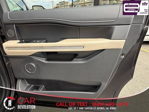 Used 2024 Ford Expedition Max Limited AWD/4WD image 55