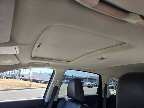 Used 2015 Honda CR-V Touring image 9
