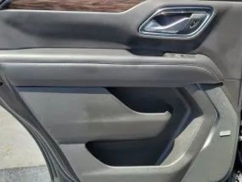 Used 2022 Chevrolet Tahoe LT image 19