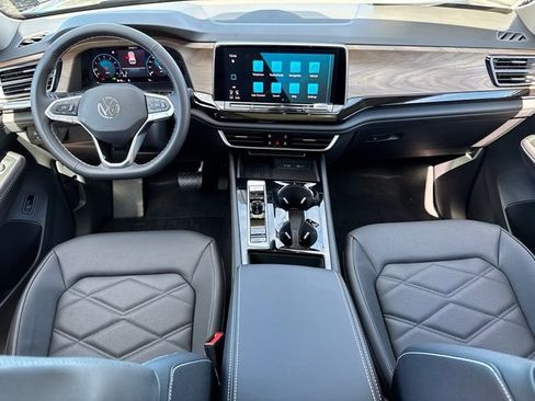 New 2026 Volkswagen Atlas SE image 28