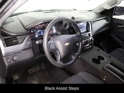 Used 2020 Chevrolet Tahoe 2WD w/ Enhanced Driver Alert Package image 24