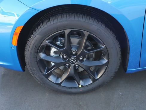 New 2026 Chrysler Pacifica Select w/ S Appearance Package FWD image 18