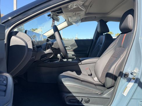 New 2026 Nissan Sentra SR w/ SR Premium Package image 6