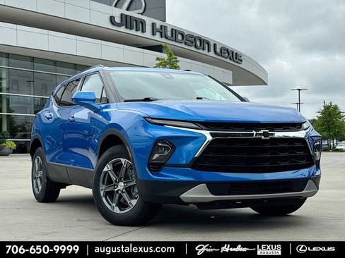 Used 2024 Chevrolet Blazer LT w/ Convenience Package FWD image 1