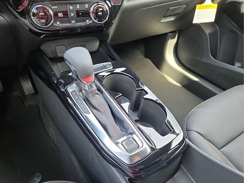 New 2026 Chevrolet Trax RS w/ Driver Confidence Package FWD image 25