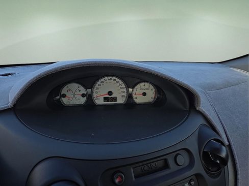 Used 2003 Saturn ION Level 3 w/ Travel Pkg image 23