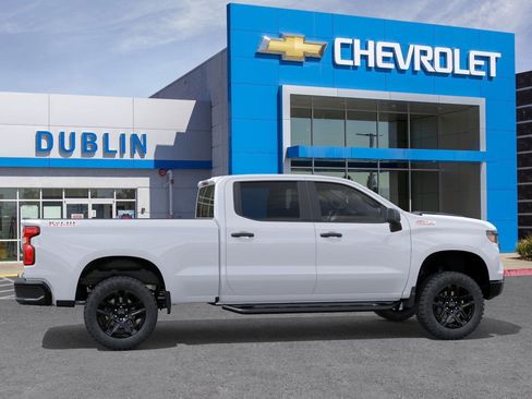 New 2026 Chevrolet Silverado 1500 Custom Trail Boss w/ LPO, Dark Essentials Package image 6