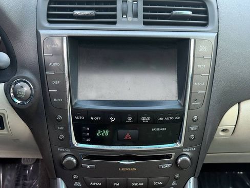 Used 2009 Lexus IS 350 RWD image 30