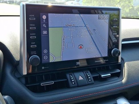 Certified 2022 Toyota RAV4 XSE w/ Premium Package AWD/4WD image 17
