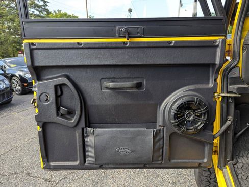 Used 1997 Land Rover Defender 90 AWD/4WD image 12